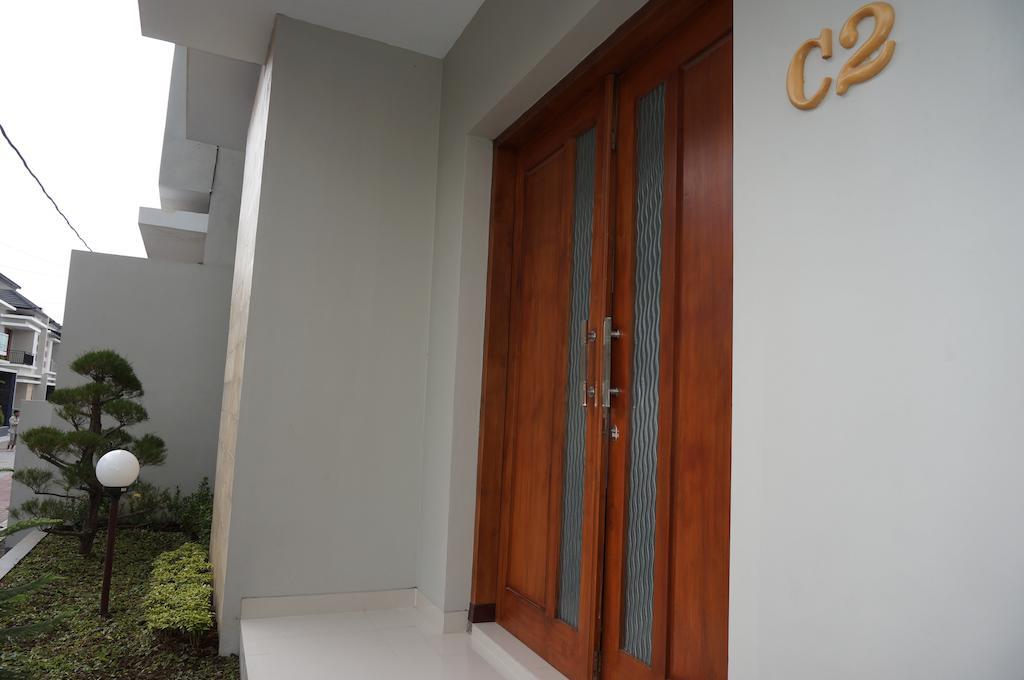 Cemara Homestay Jogja Yogyakarta Bagian luar foto