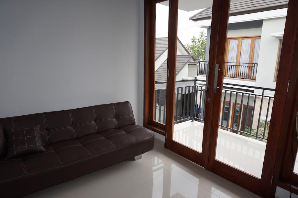 Cemara Homestay Jogja Yogyakarta Bagian luar foto